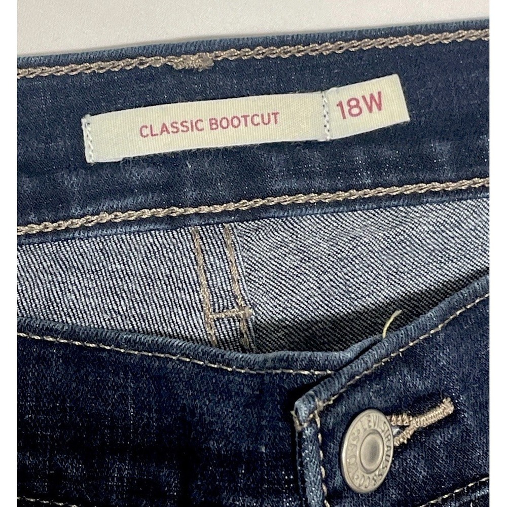 Levi's Classic Bootcut Dark Wash Jeans Mid Rise Women's Size 18W - Picture 9 of 14
